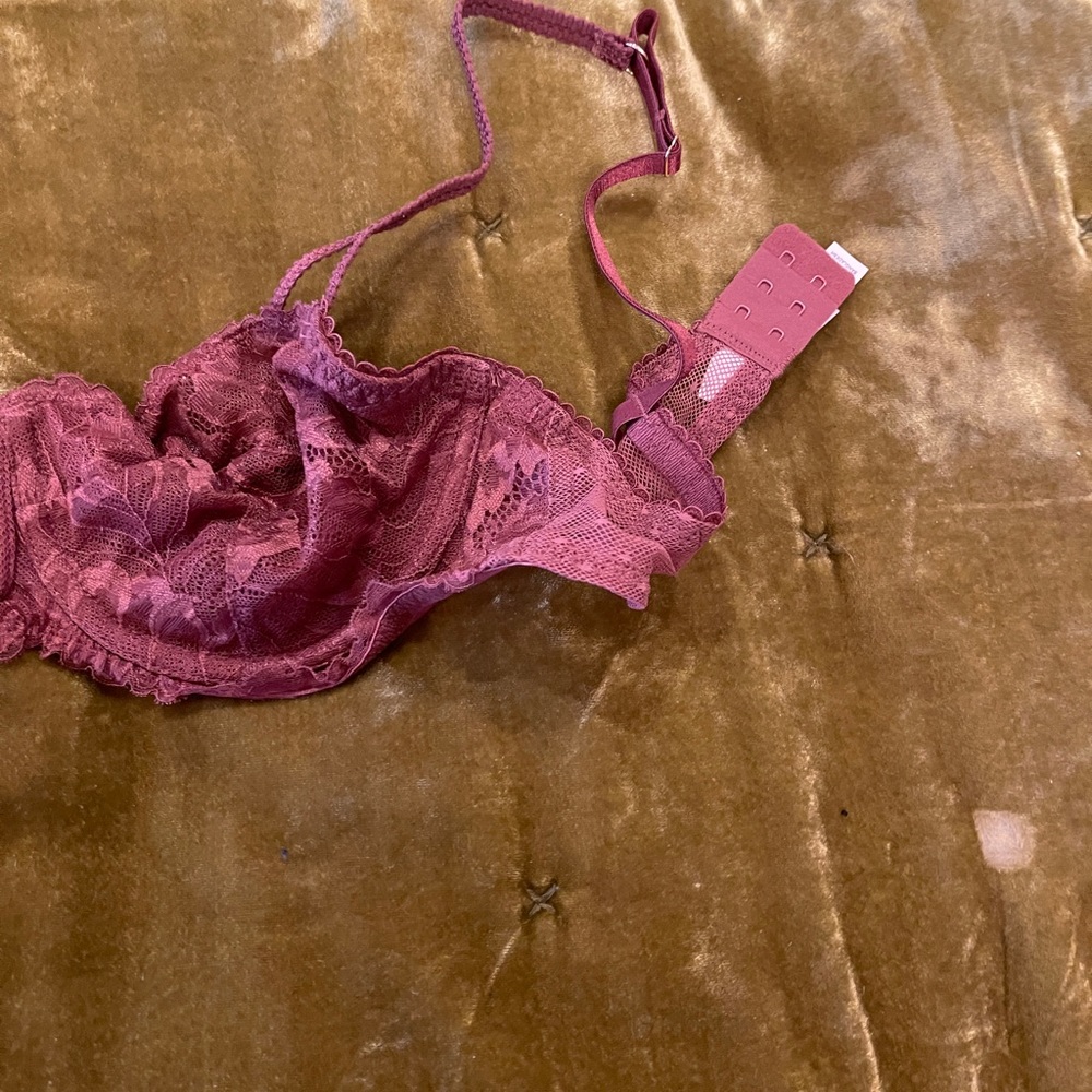Pink Bra - Picture 3 of 6